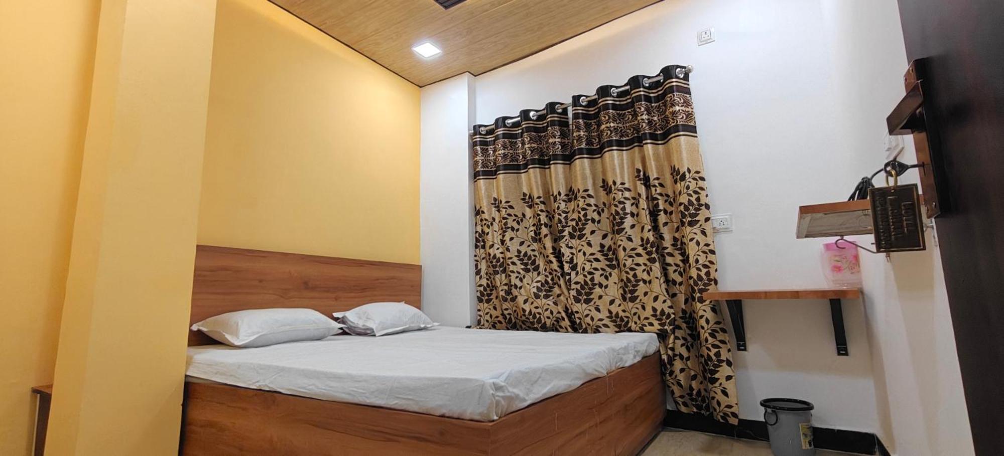 Hotel Mashaal- A Light Lit By Vidhata เจฮานซี ภายนอก รูปภาพ